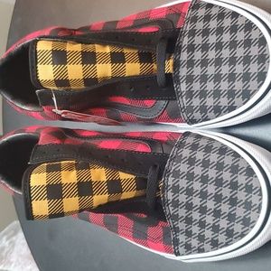 VANS sz 12 plaid colors ,New with Box